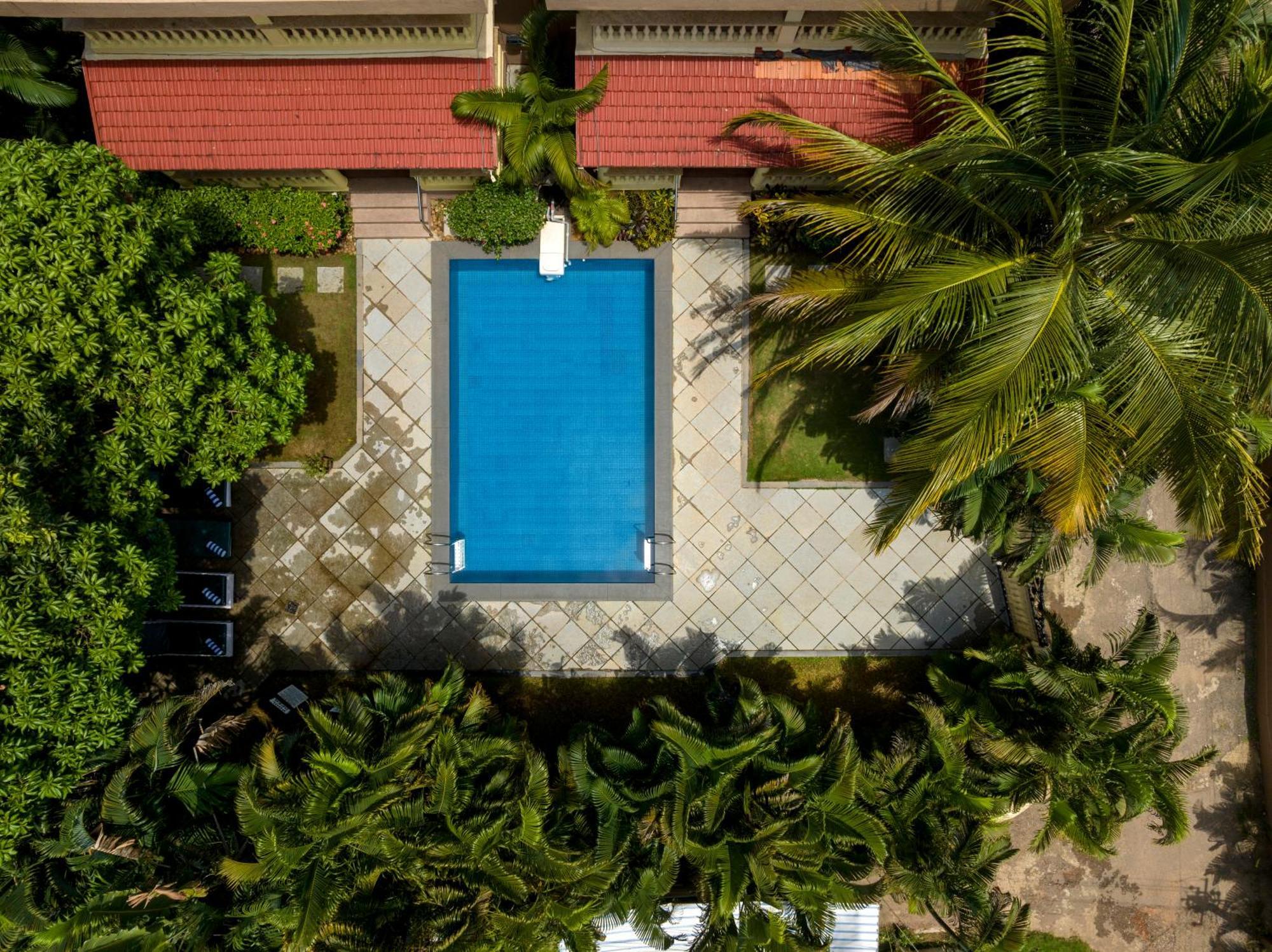 De Mandarin Beach Resort Suites & Villas, Candolim Buitenkant foto