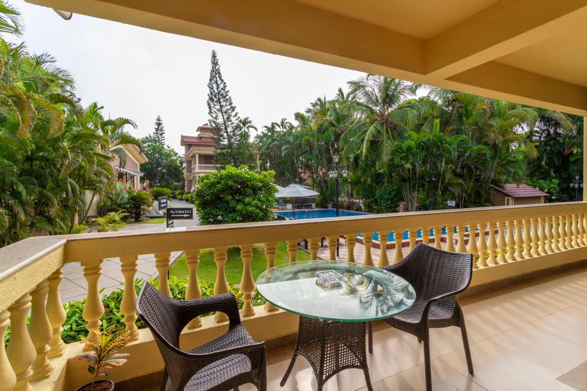 De Mandarin Beach Resort Suites & Villas, Candolim Buitenkant foto